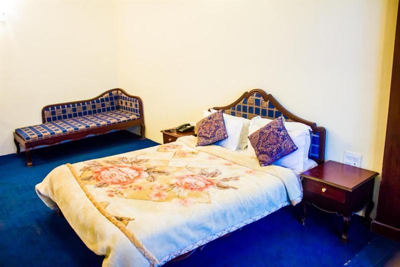 Hotel Sapphire Grand Ooty Exteriér fotografie